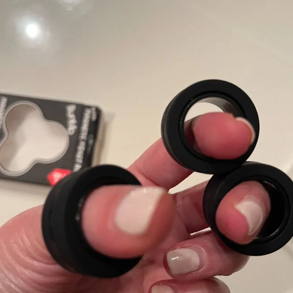Magnetic Fidget Rings by Bunmo (3 pack / ages 8‎ and up)